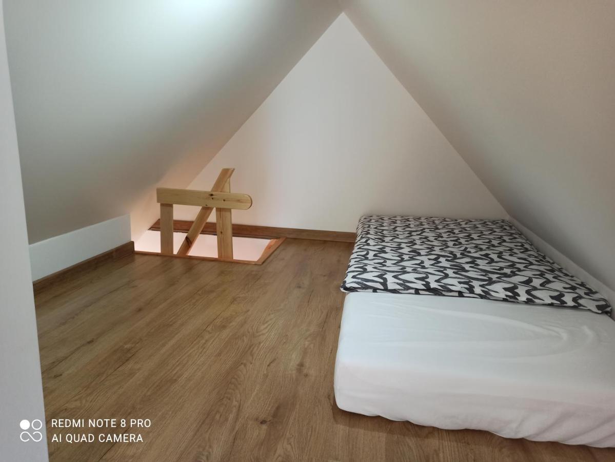 Appartamento Apartameny Wiktoria I Nikola W Karwiku Pisz Esterno foto